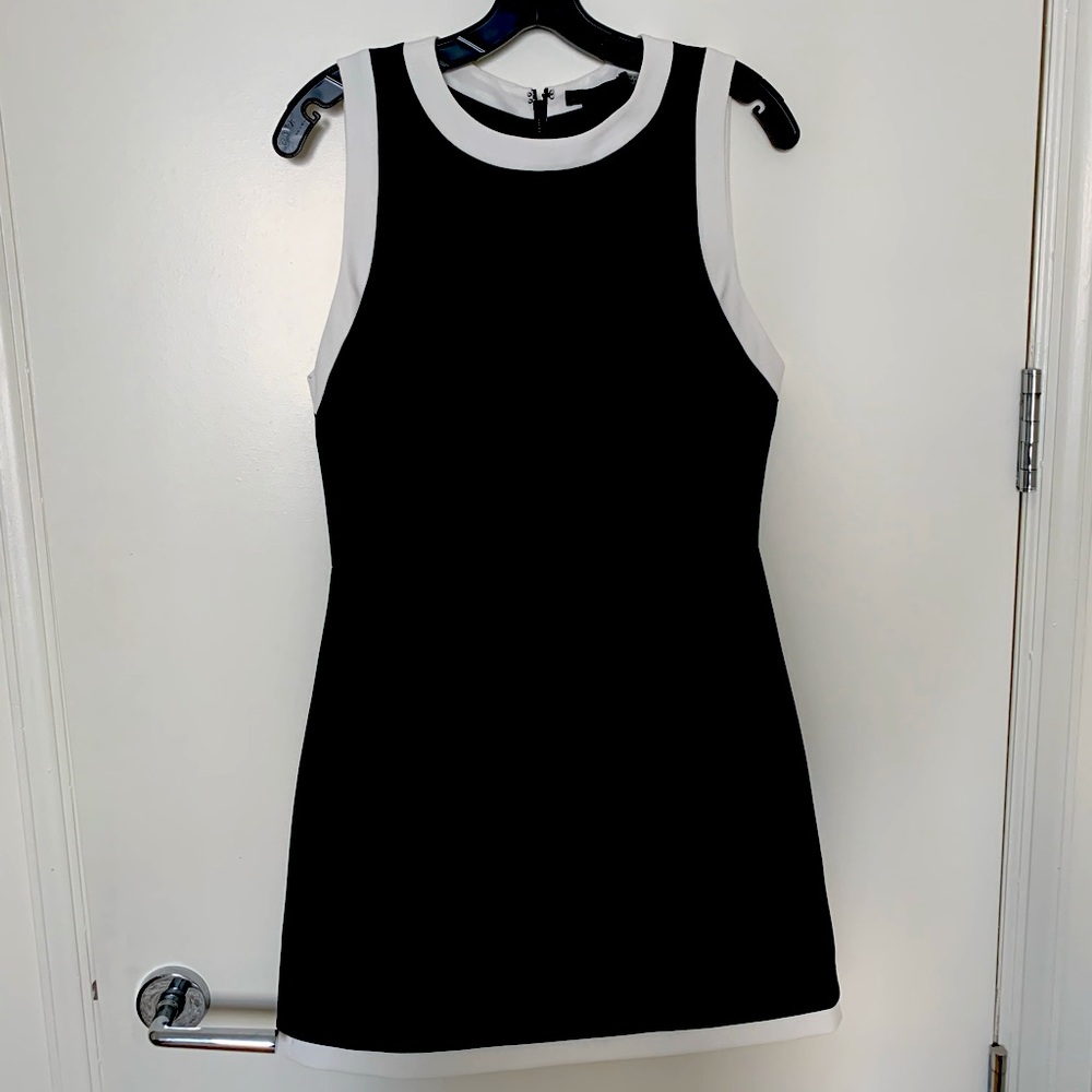 NWT Alice + Olivia Truly Fitted Dress